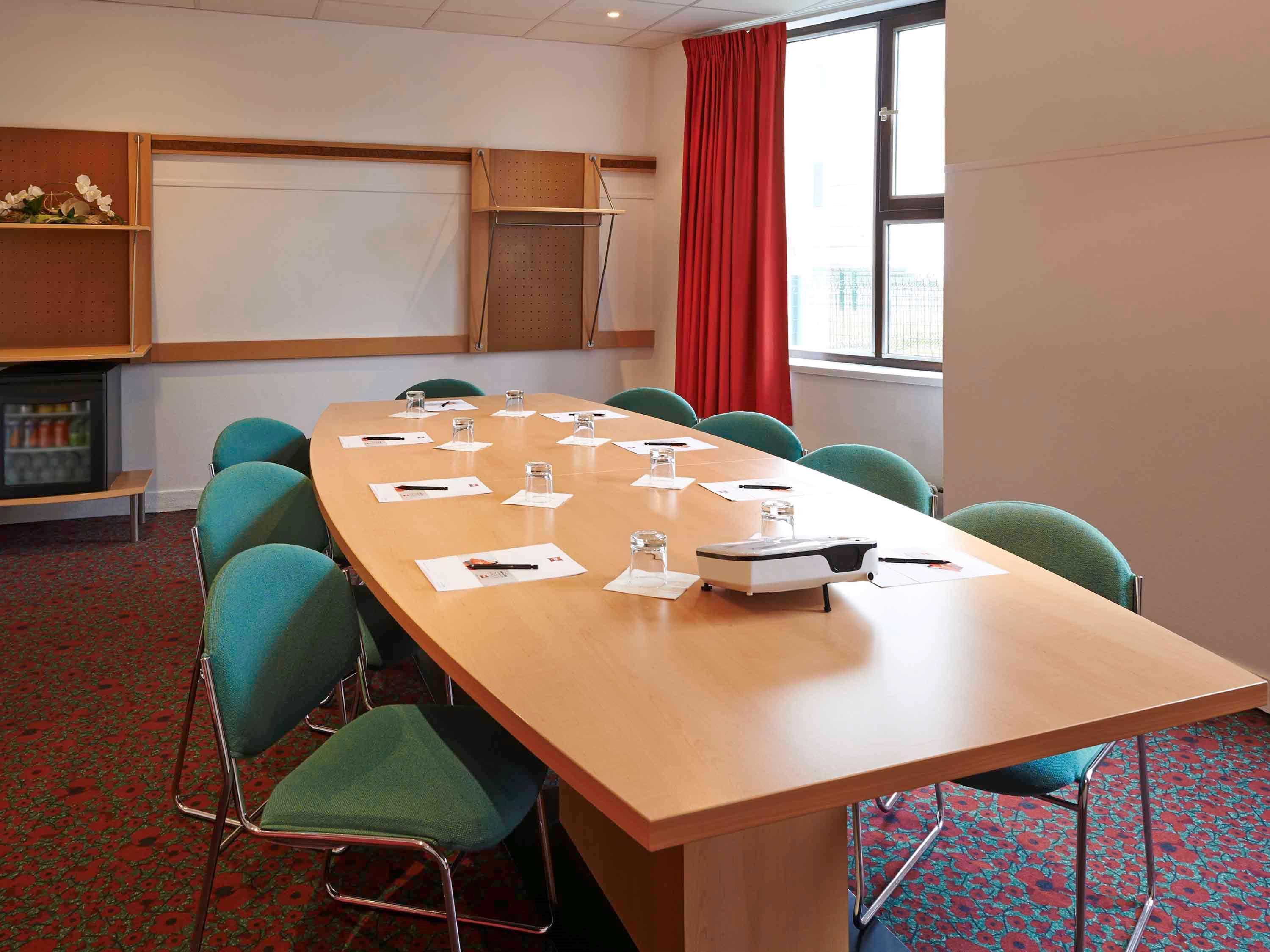 Ibis Strasbourg Centre Historique Hotel Bagian luar foto